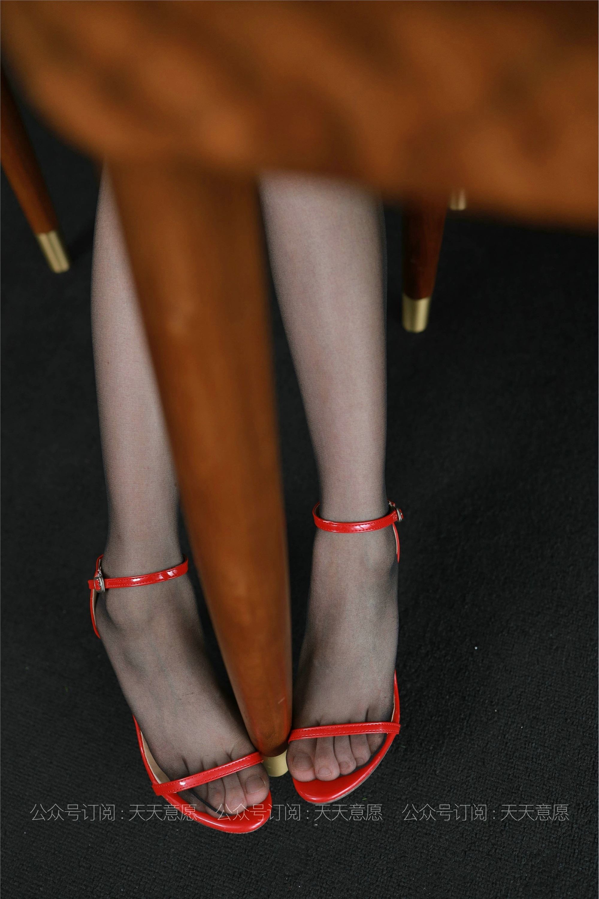 IESS异思趣向  2021.07.23 丝享家868：小婕《职业装展示》